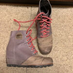 Sorel Lexie Wedge Boots 7